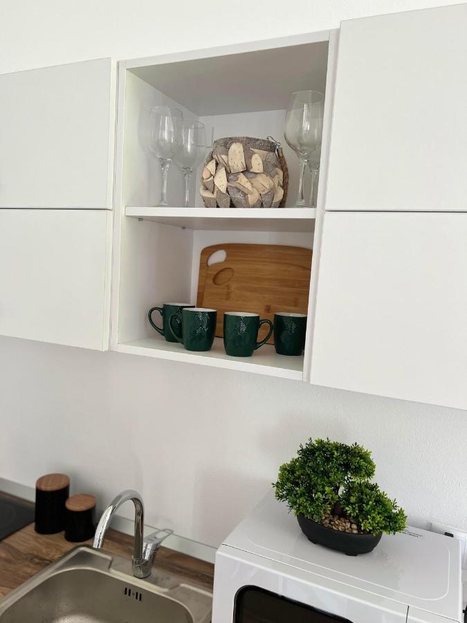 Apartament In Regim Hotelier King Медиаш Экстерьер фото